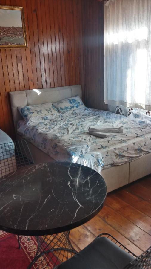 Mr Damien Aparthotel Истанбул Екстериор снимка
